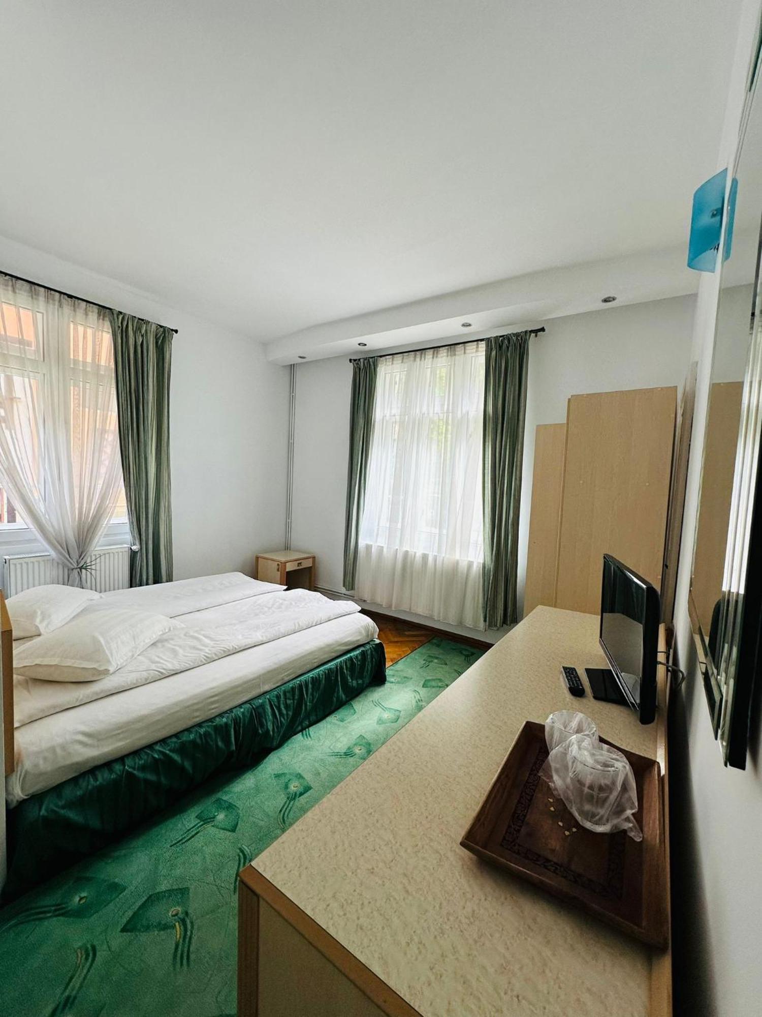 Rapsodia Sinaia Bed & Breakfast Dış mekan fotoğraf