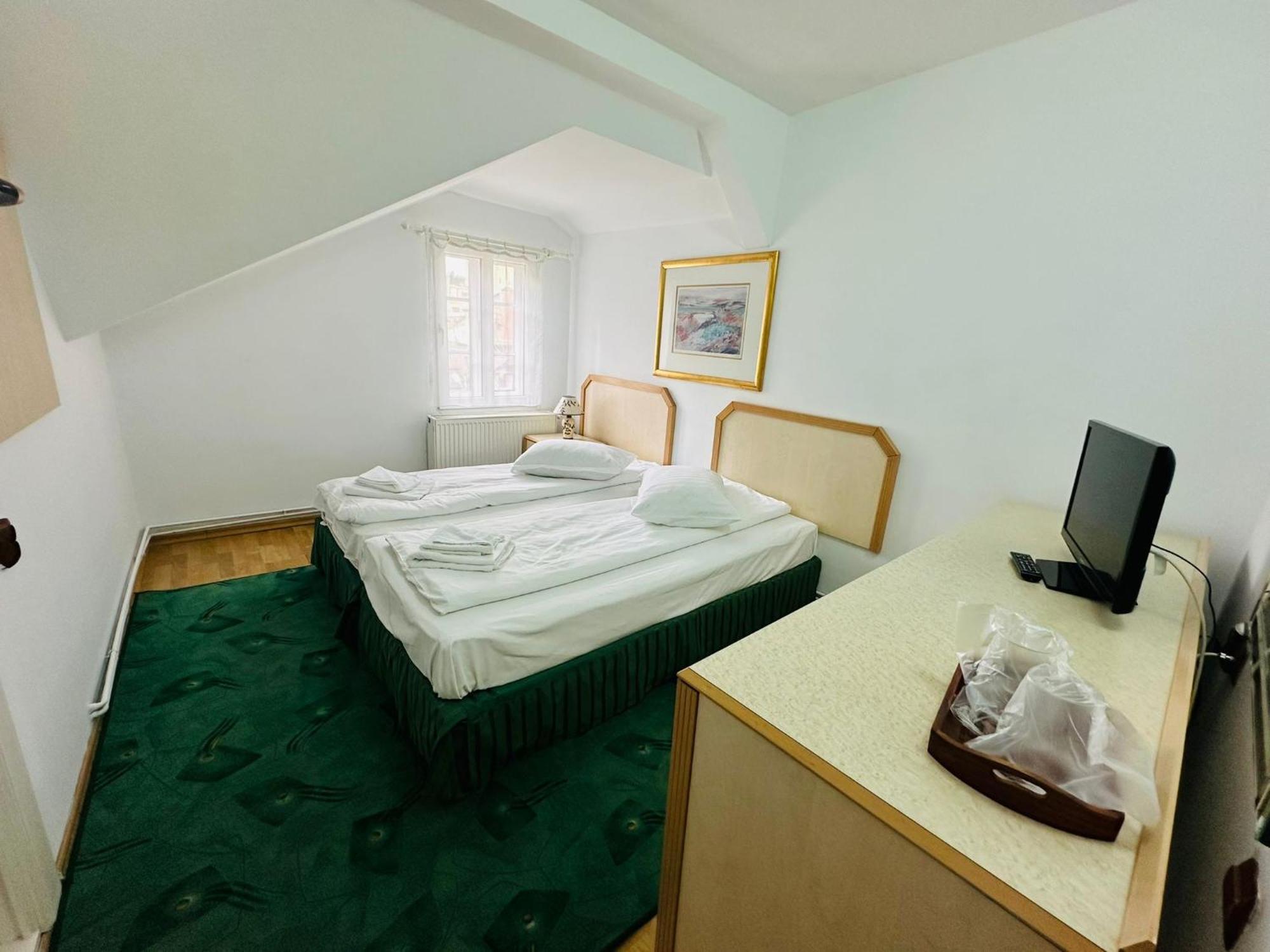 Rapsodia Sinaia Bed & Breakfast Dış mekan fotoğraf