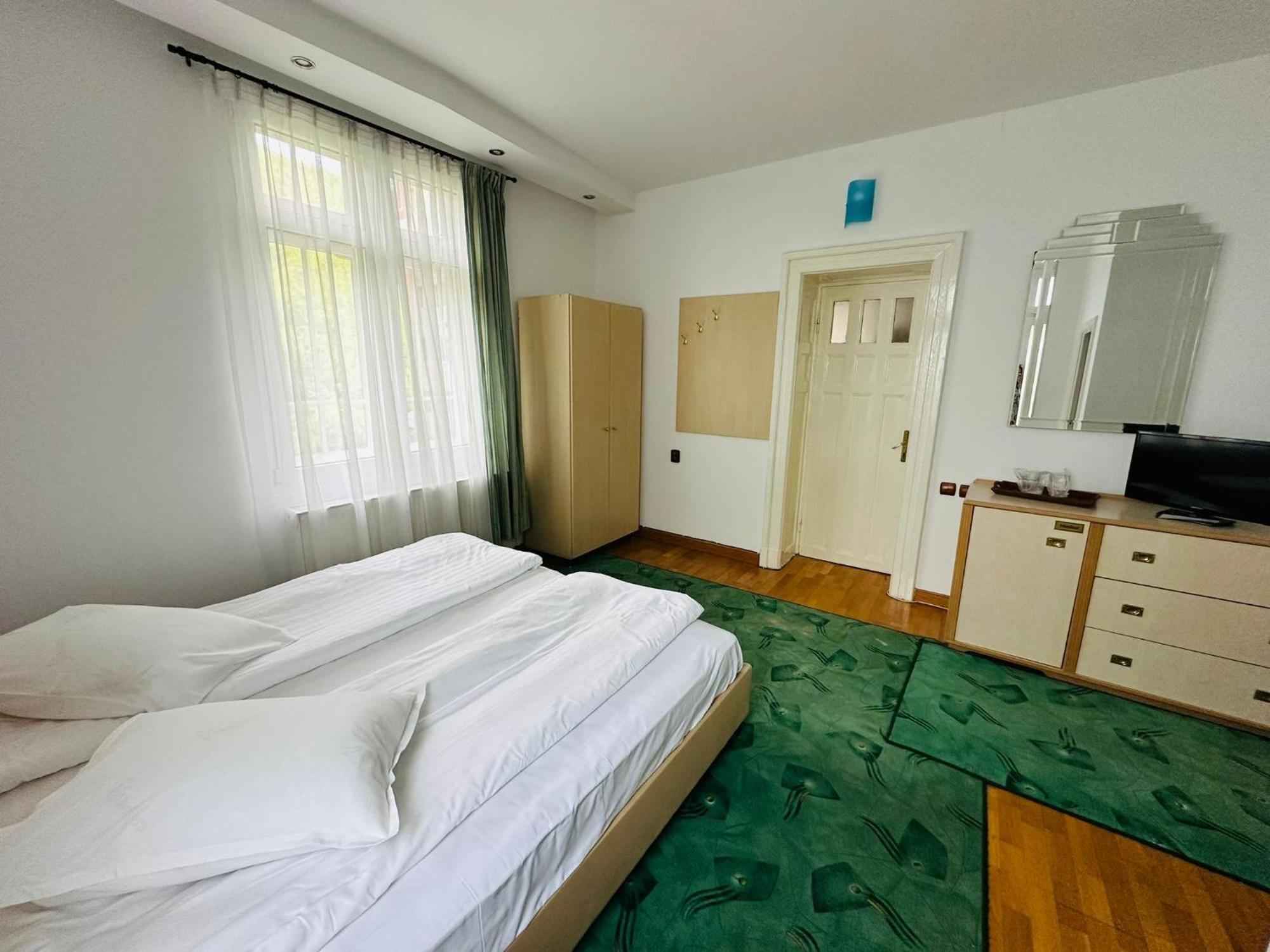 Rapsodia Sinaia Bed & Breakfast Dış mekan fotoğraf
