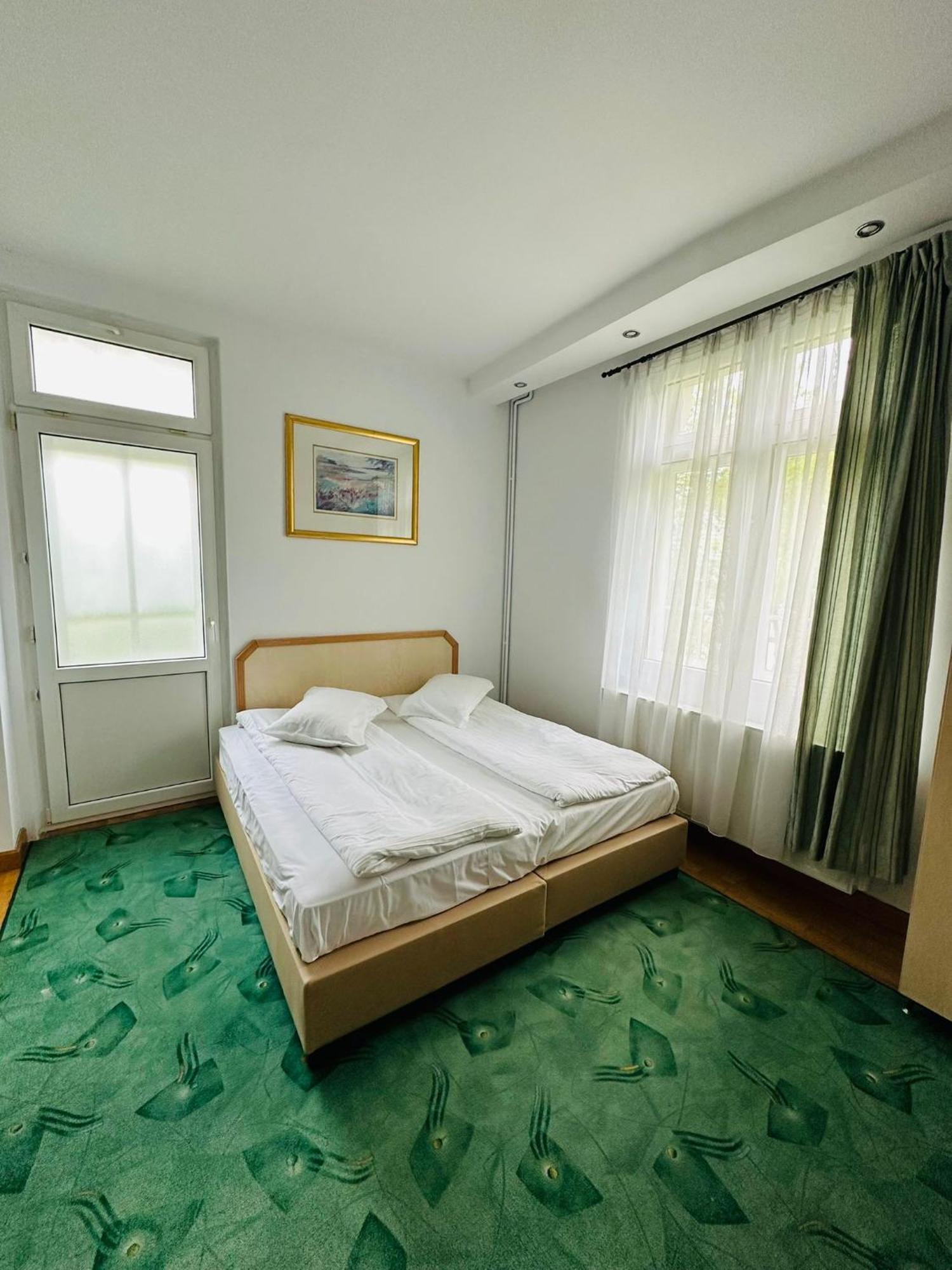 Rapsodia Sinaia Bed & Breakfast Dış mekan fotoğraf