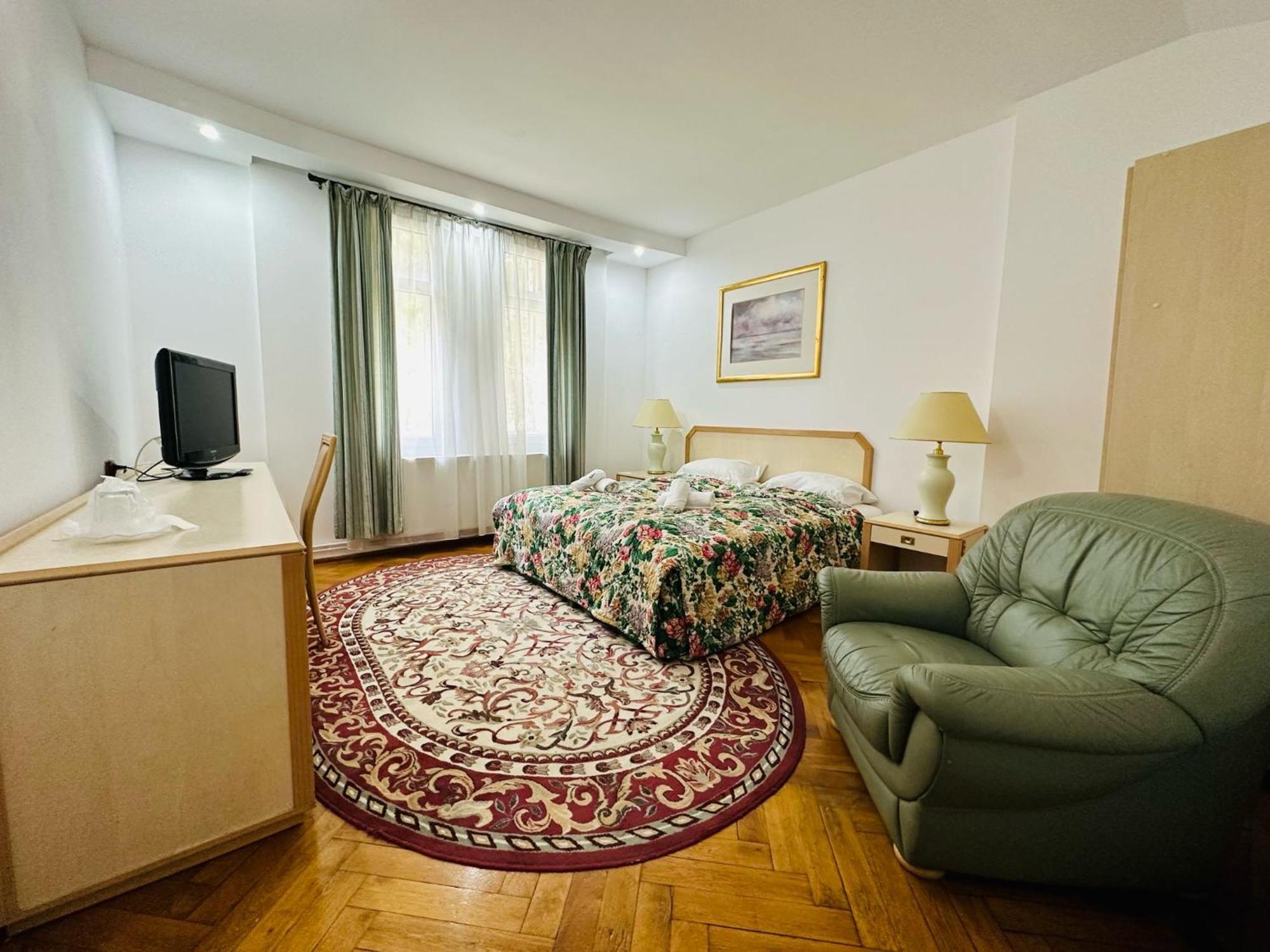 Rapsodia Sinaia Bed & Breakfast Dış mekan fotoğraf